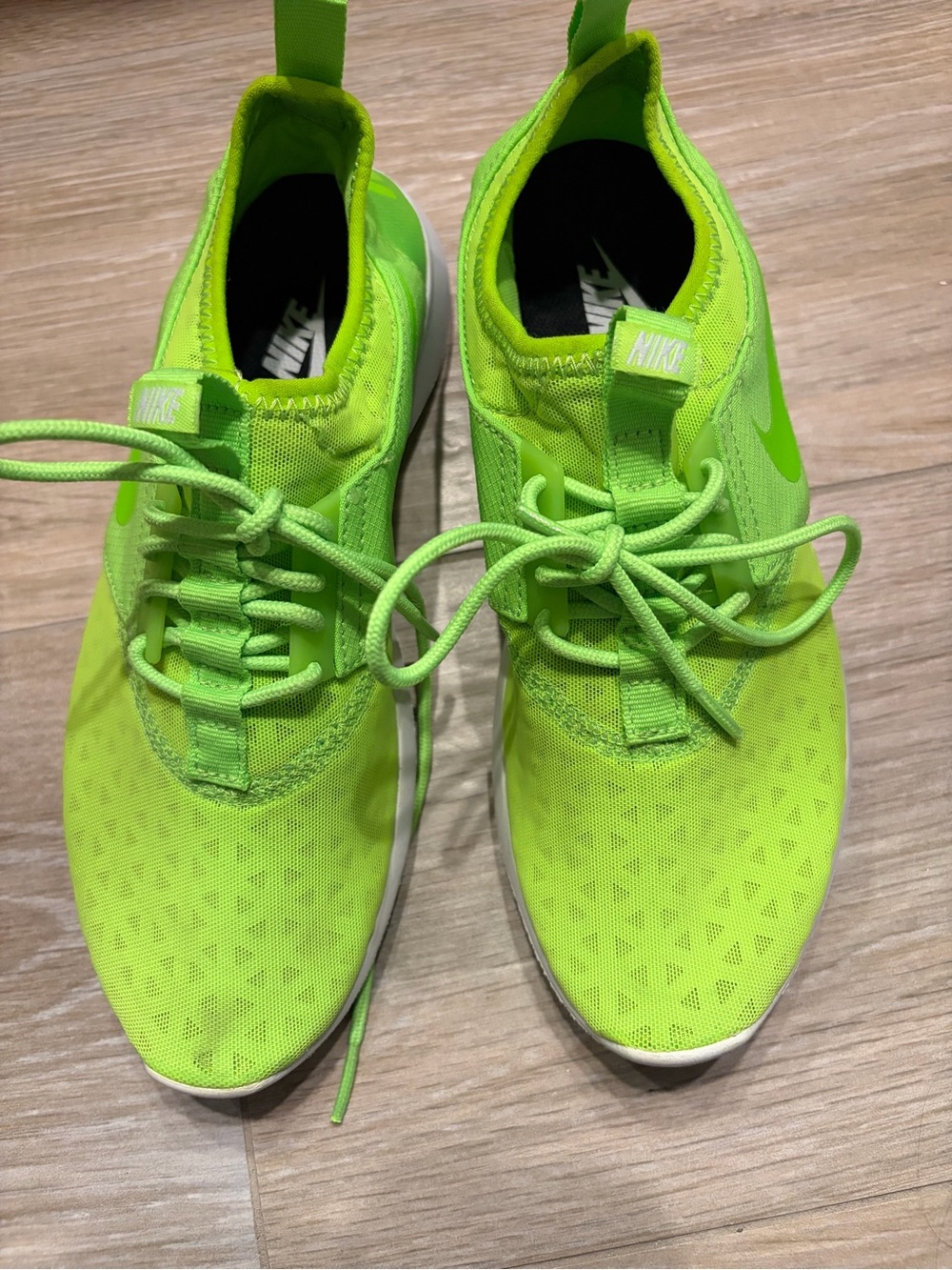 Nike Bright Lime Running Shoes
